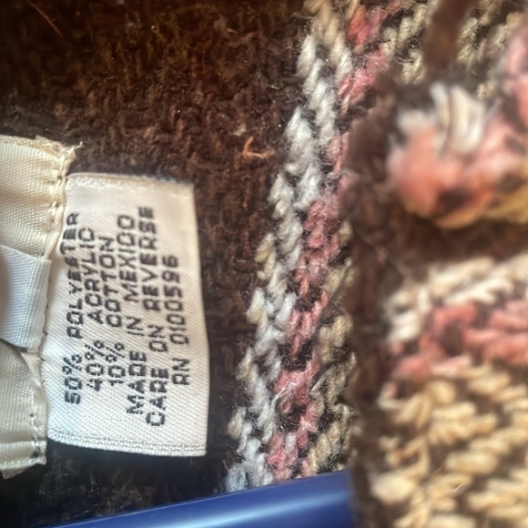 Earth Ragz size M boho “drug rug” style hoodie - Picture 3 of 3